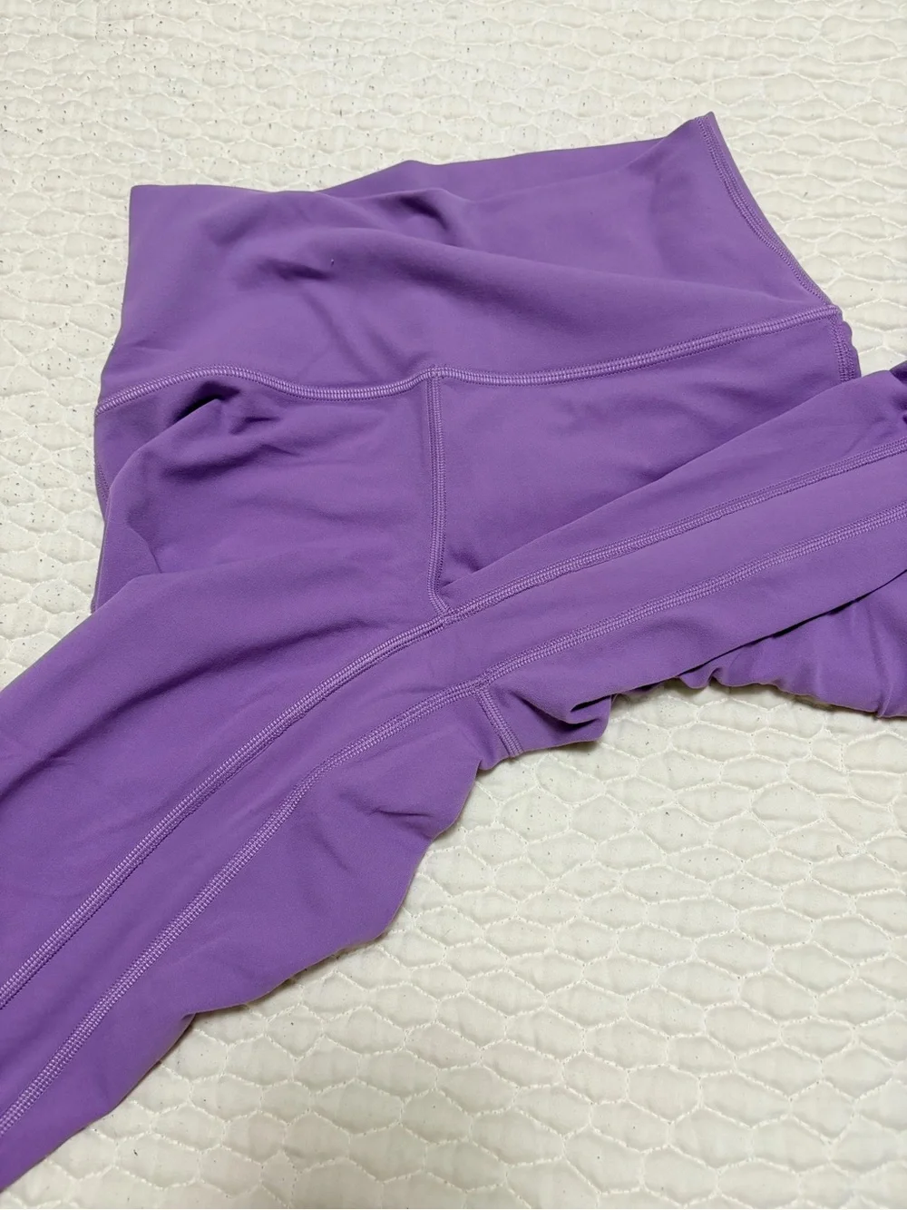 lululemon athletica Lavender Capri Leggings